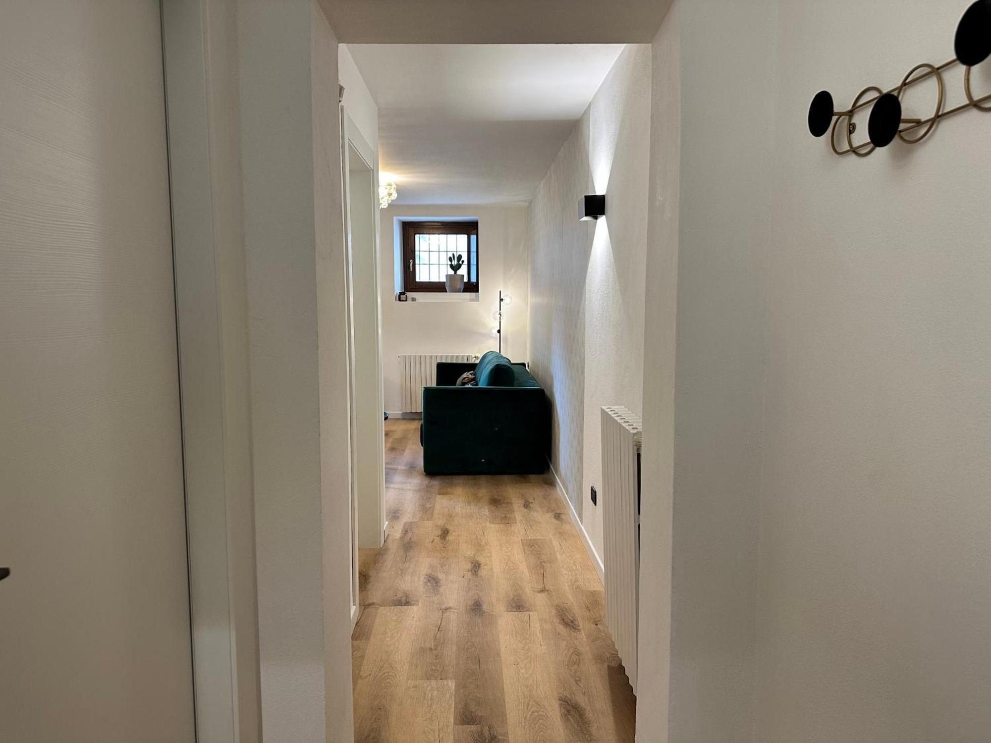 Ferienwohnung Gioiello Deco Nel Centro Storico Desenzano del Garda Exterior foto
